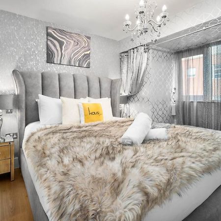 برمنغهام Luxury City Centre Apartment - Parking - Smart Tv - Wifi - Intercom المظهر الخارجي الصورة