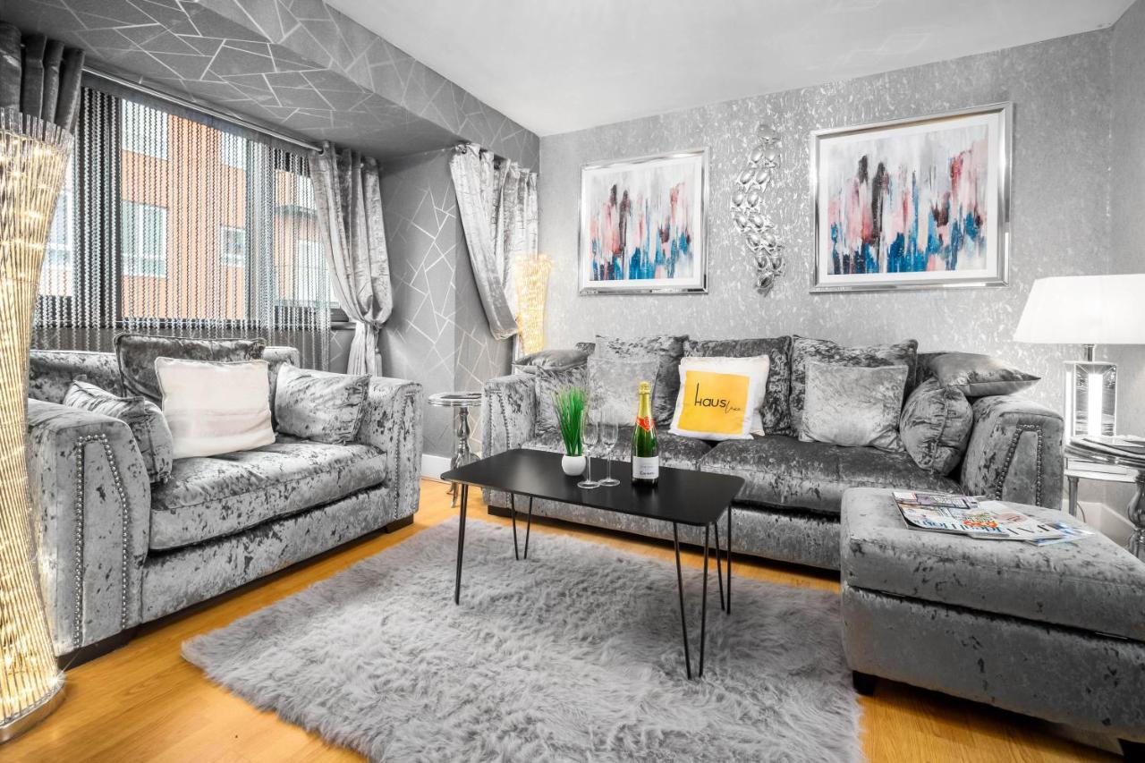 برمنغهام Luxury City Centre Apartment - Parking - Smart Tv - Wifi - Intercom المظهر الخارجي الصورة